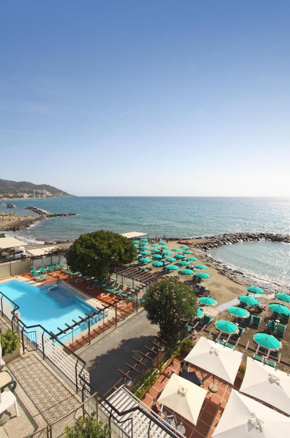 דיאנו מרינה Hotel Bellevue Et Mediterranee מראה חיצוני תמונה