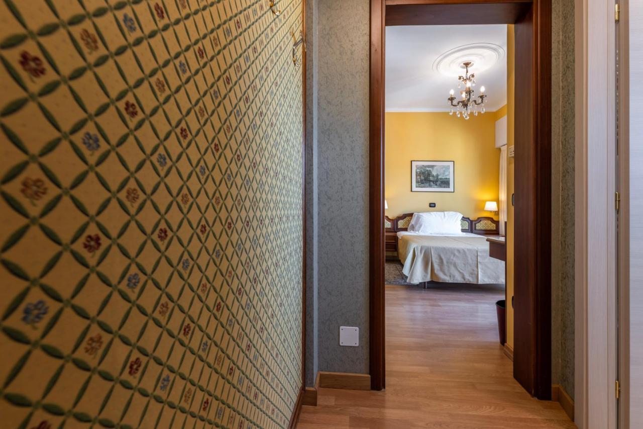 דיאנו מרינה Hotel Bellevue Et Mediterranee מראה חיצוני תמונה