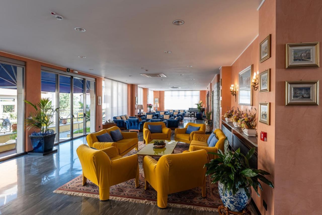 דיאנו מרינה Hotel Bellevue Et Mediterranee מראה חיצוני תמונה