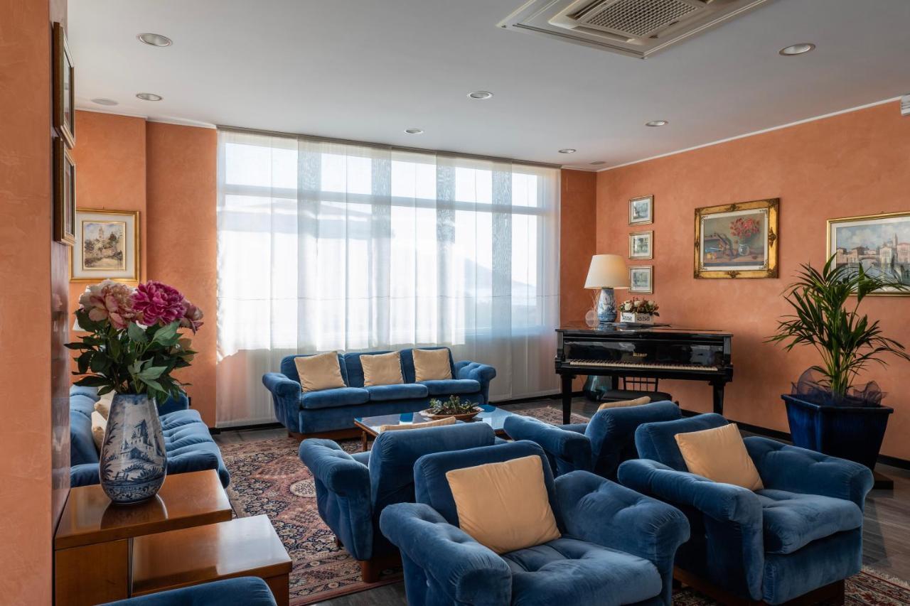דיאנו מרינה Hotel Bellevue Et Mediterranee מראה חיצוני תמונה