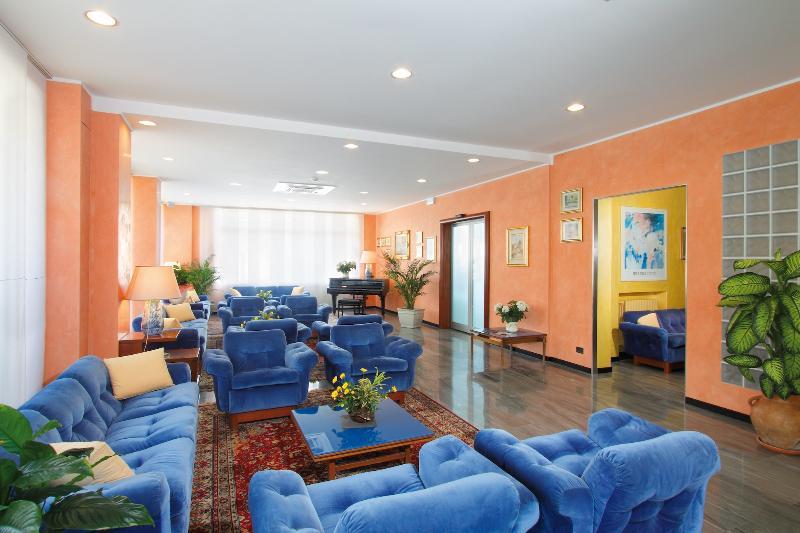דיאנו מרינה Hotel Bellevue Et Mediterranee מראה חיצוני תמונה