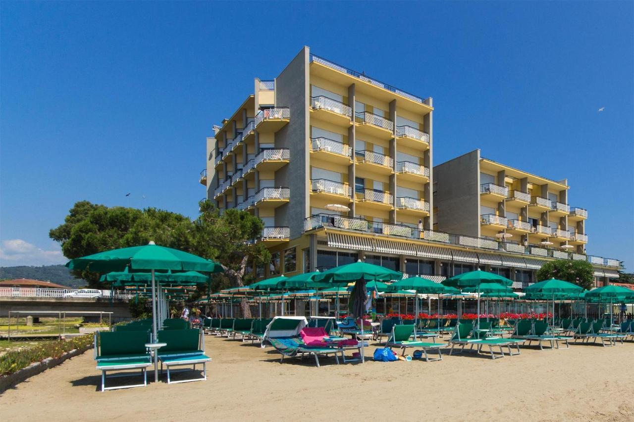 דיאנו מרינה Hotel Bellevue Et Mediterranee מראה חיצוני תמונה