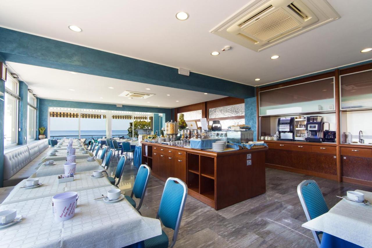 דיאנו מרינה Hotel Bellevue Et Mediterranee מראה חיצוני תמונה