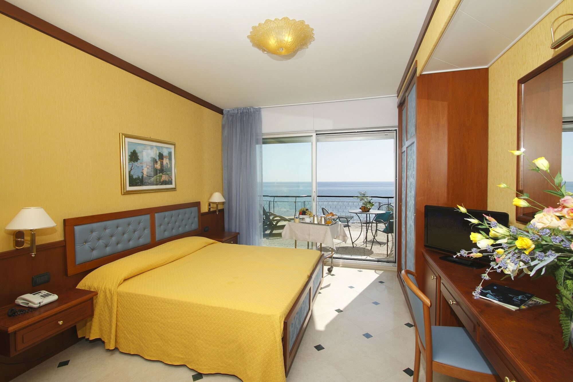 דיאנו מרינה Hotel Bellevue Et Mediterranee מראה חיצוני תמונה